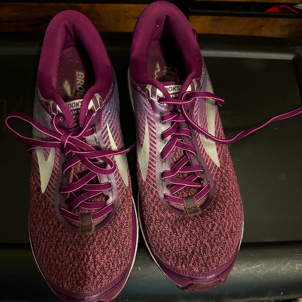 Women’s Brooks ghost running shoes